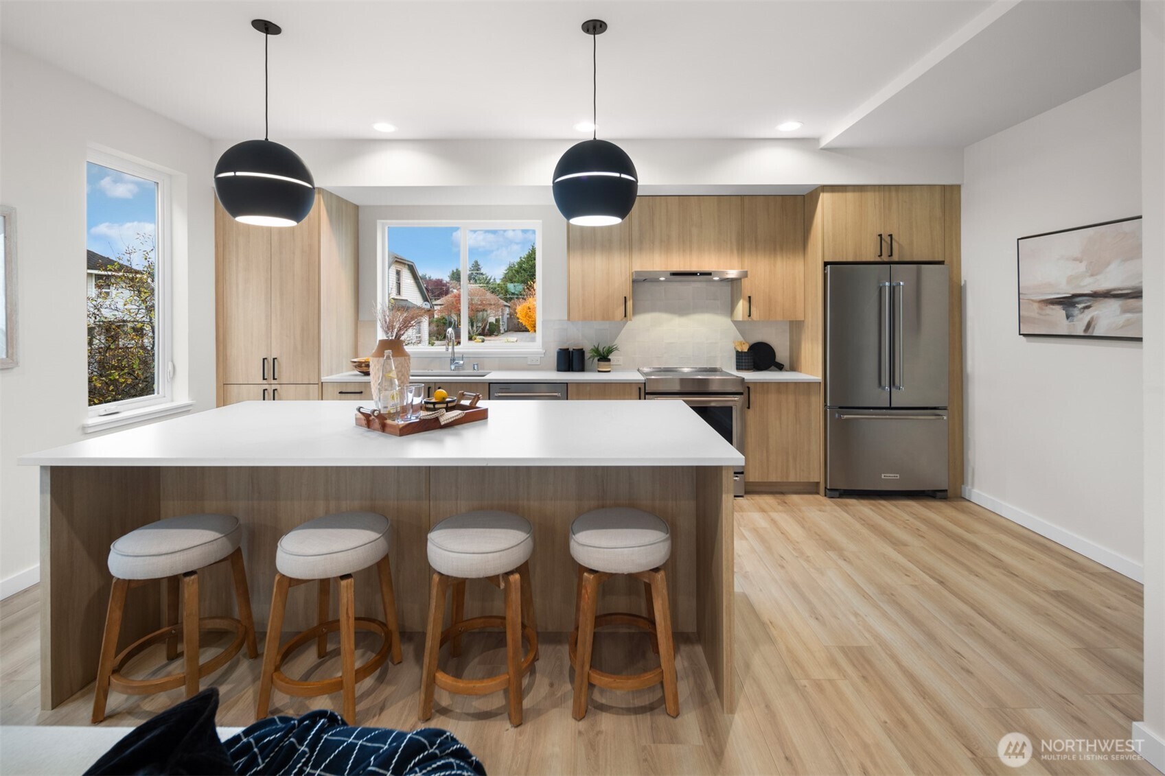 932 Northwest 58th Street Seattle, WA 98107 - Photo 4 of 27