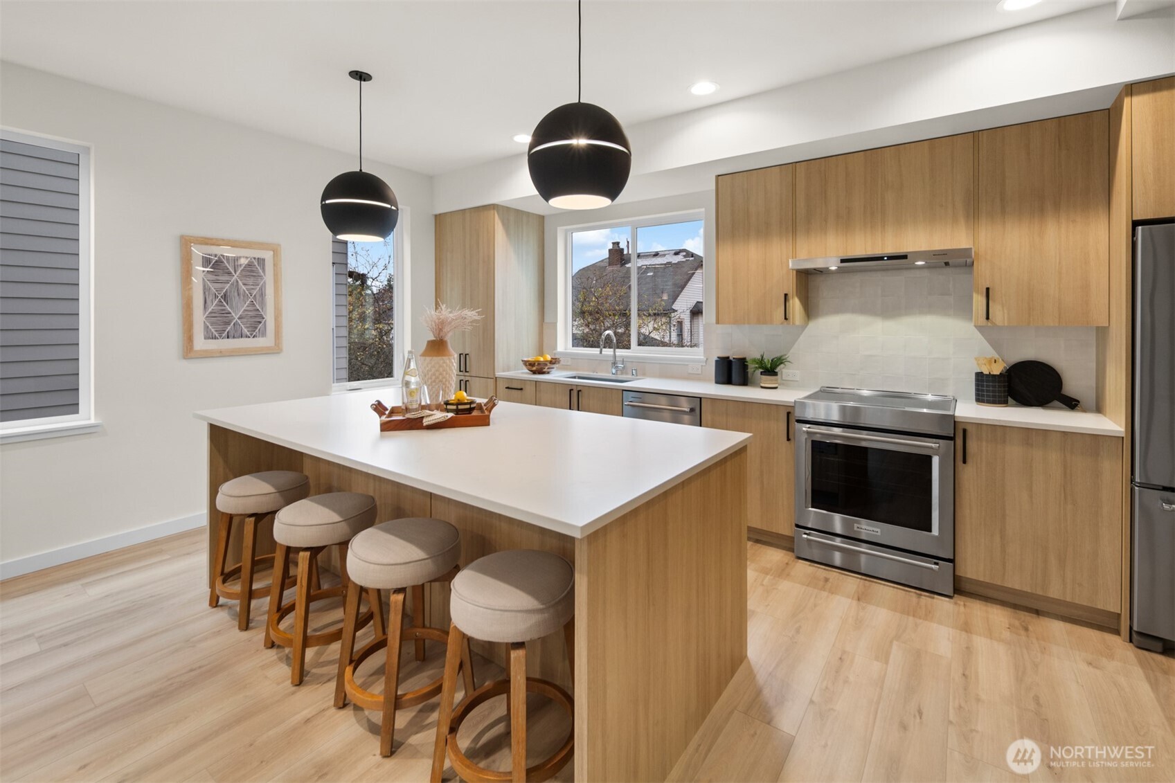 932 Northwest 58th Street Seattle, WA 98107 - Photo 5 of 27