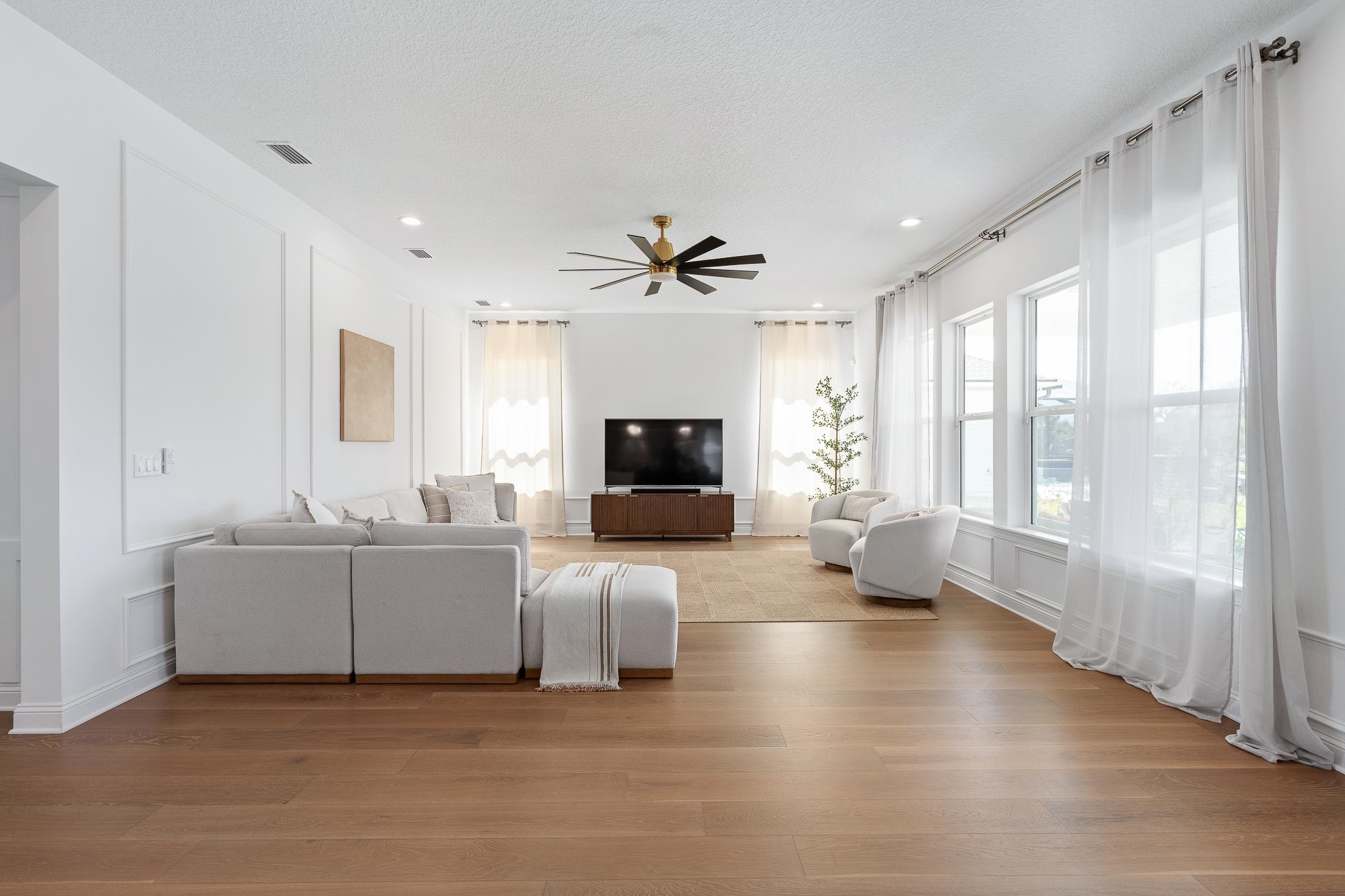 164 Tesoro Terrace St. Augustine, FL 32095 - Photo 11 of 98 a living room with furniture fireplace and flat screen tv