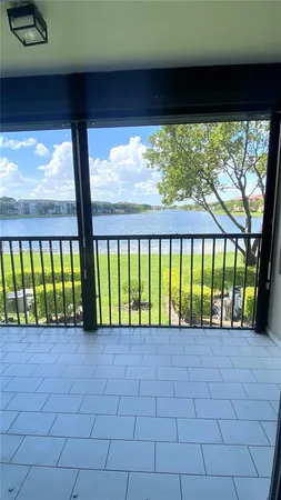 $2,300 | 13800 Southwest 5th Court, Unit 209M, Pembroke Pines, FL 33027