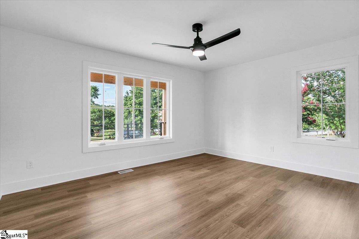 2 Dahlglen Avenue Greenville, SC 29607 - Photo 15 of 25