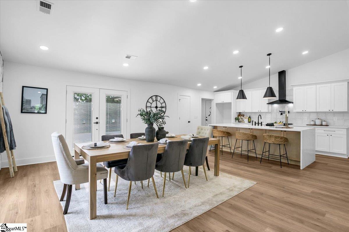 2 Dahlglen Avenue Greenville, SC 29607 - Photo 8 of 25