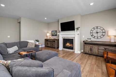 $579,900 | 5110 Greenwood Lane, Rockford, MN 55373