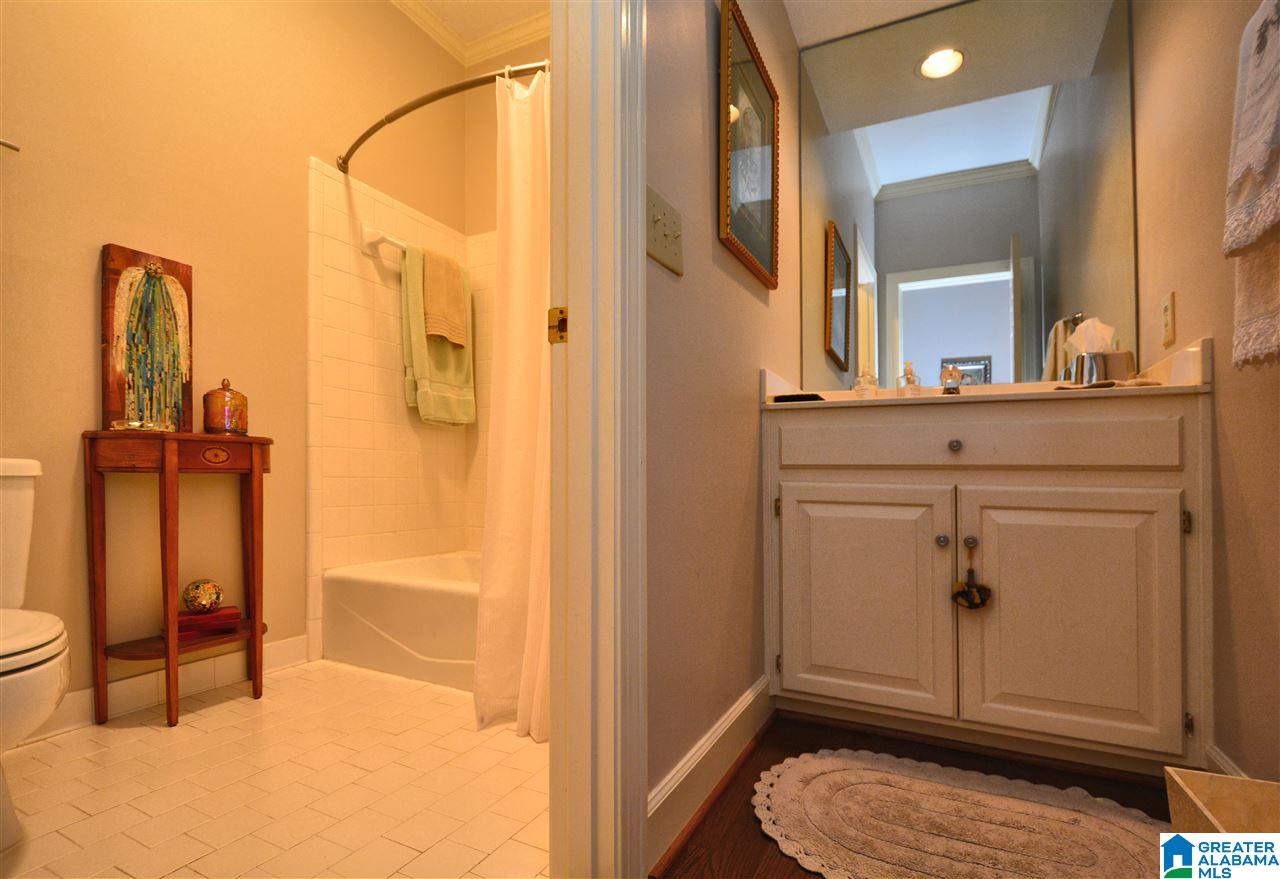 307 Morningside Circle, Unit 307 Birmingham, AL 35213 - Photo 33 of 44