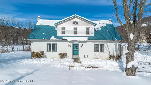 $240,000 | 532 State Rte 92 South, Tunkhannock, PA 18657