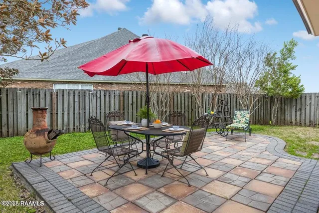 $2,200 | 126 Kingspointe Circle, Lafayette, LA 70508