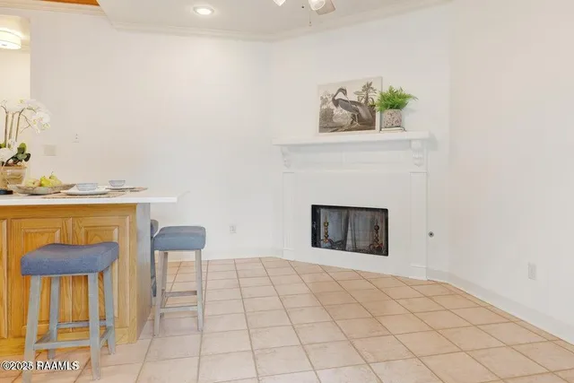 $2,200 | 126 Kingspointe Circle, Lafayette, LA 70508