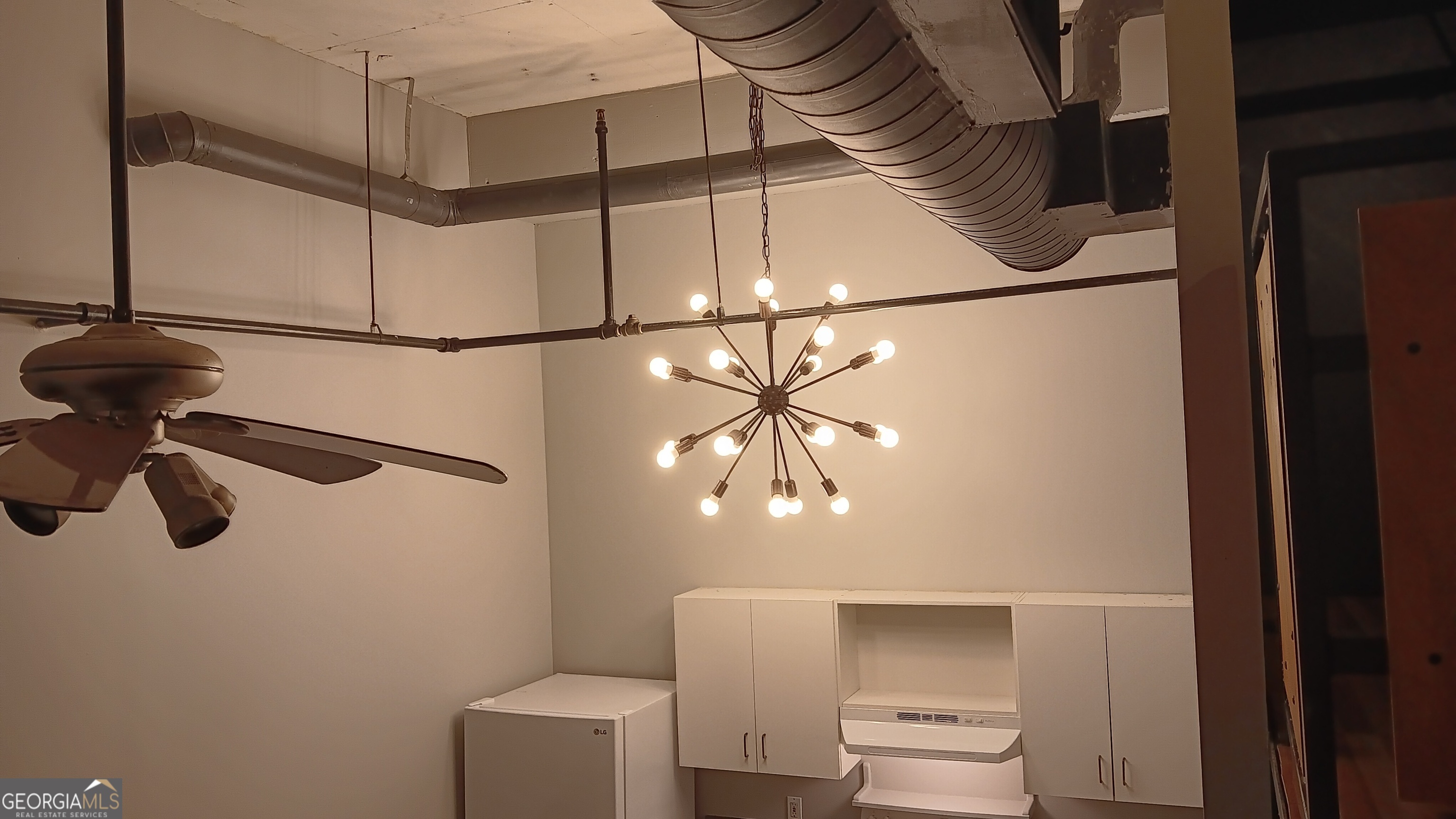 120 Ralph McGill Boulevard Northeast, Unit 811 Atlanta, GA 30308 - Photo 7 of 31