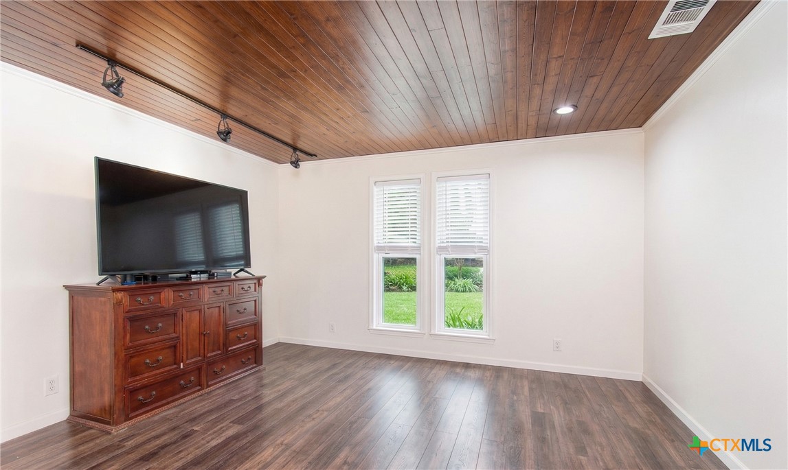 4512 Briar Cliff Road Temple, TX 76502 - Photo 3 of 20 "Bonus room"