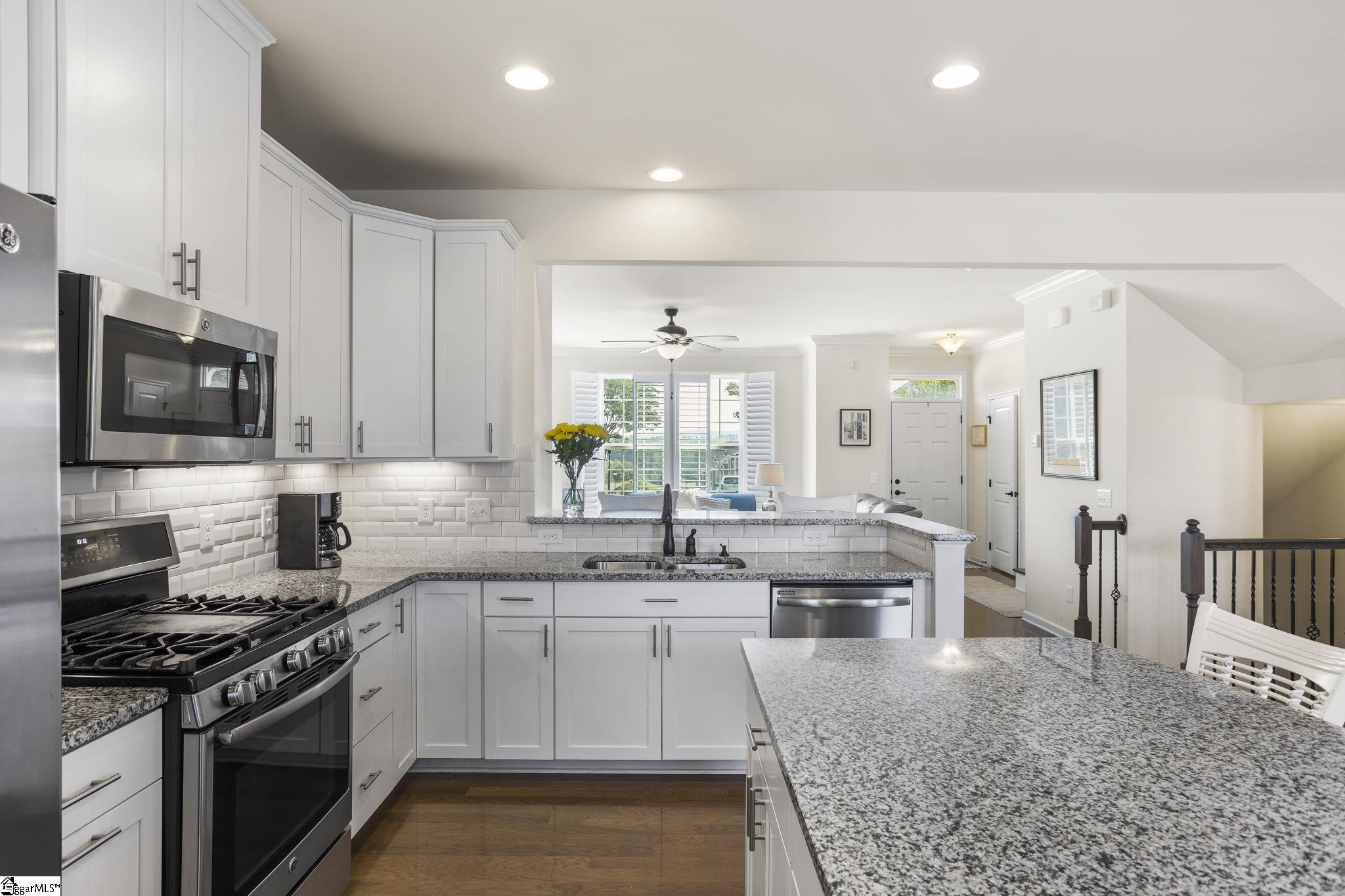 238 Rocky Slope Road Greenville, SC 29607 - Photo 3 of 24 Gallery Image 3