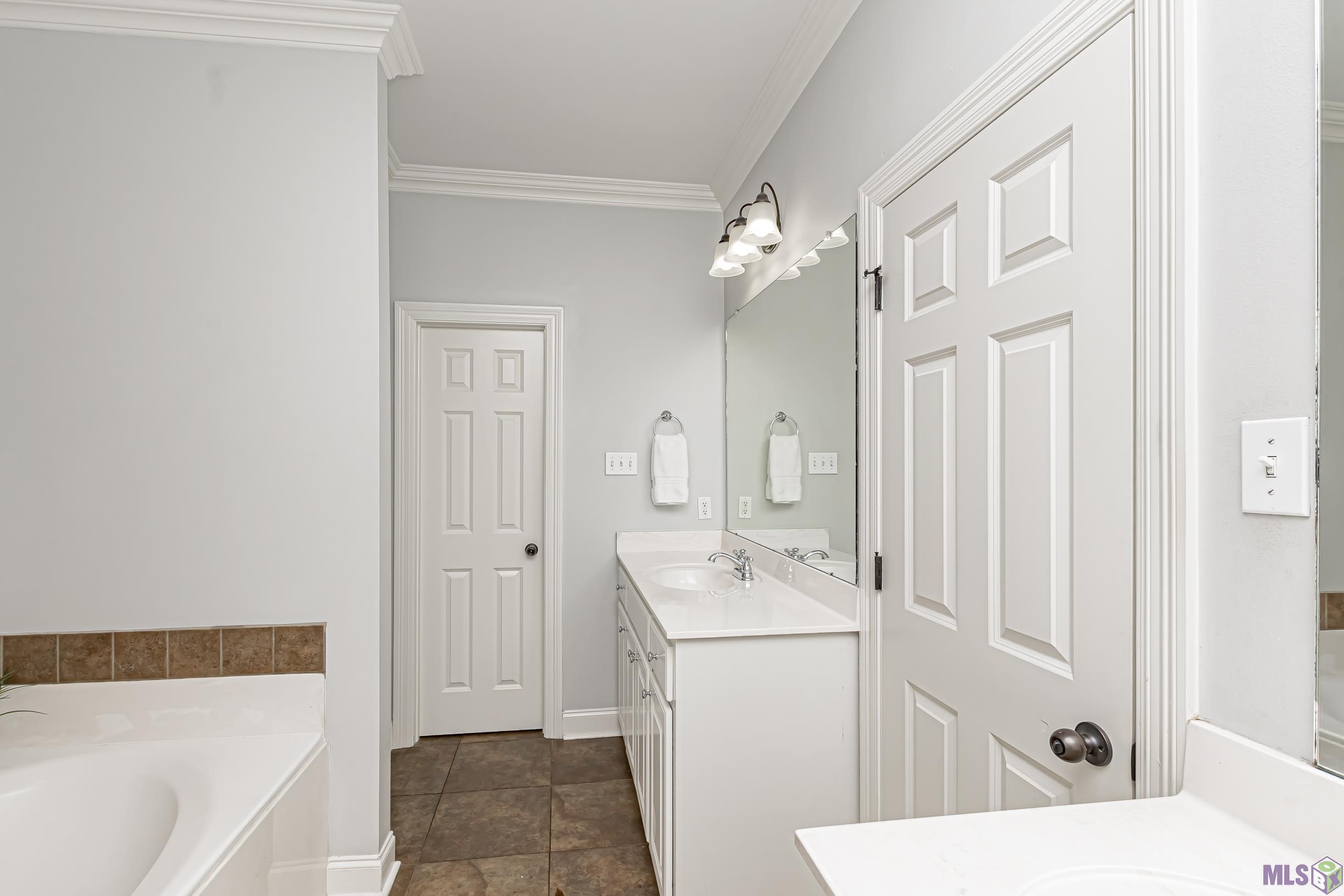 8808 Magnolia Leaf Avenue Baton Rouge, LA 70810 - Photo 15 of 35