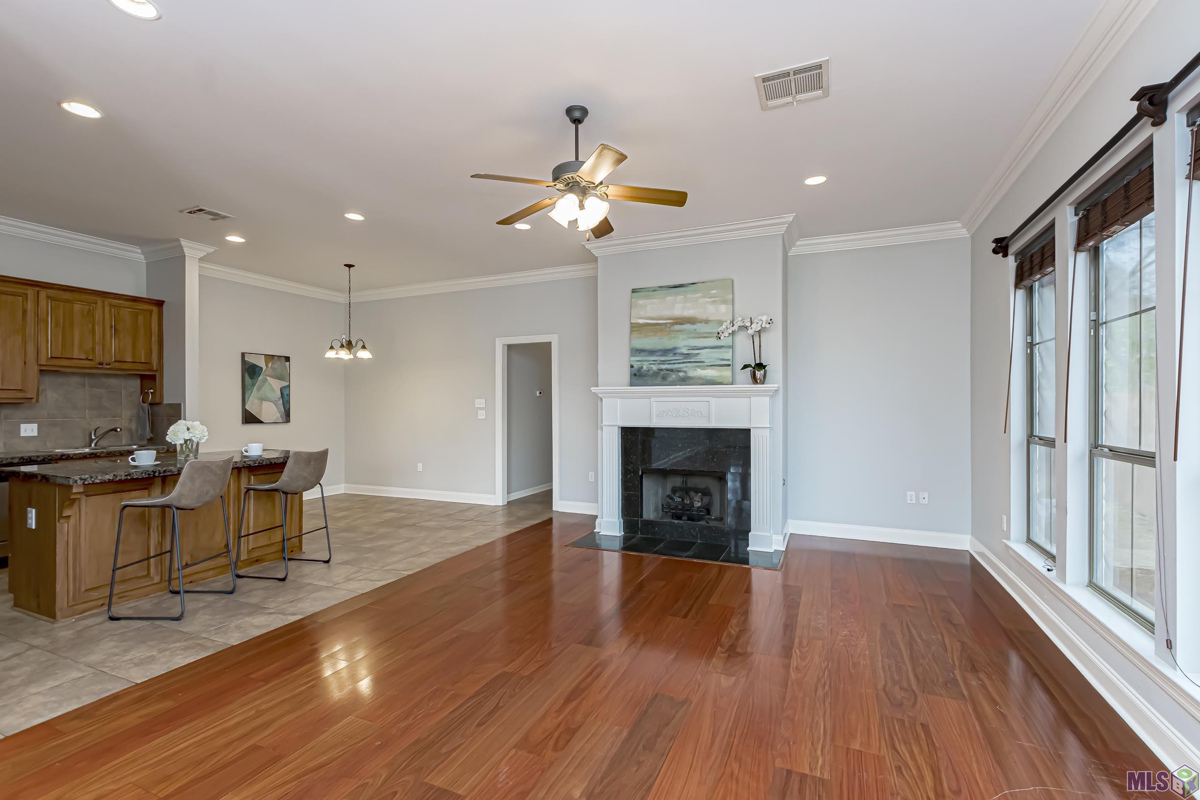 8808 Magnolia Leaf Avenue Baton Rouge, LA 70810 - Photo 2 of 35