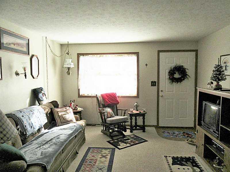 4563 Reno Lane, Unit 9 Springfield, OH 45503 - Photo 4 of 18