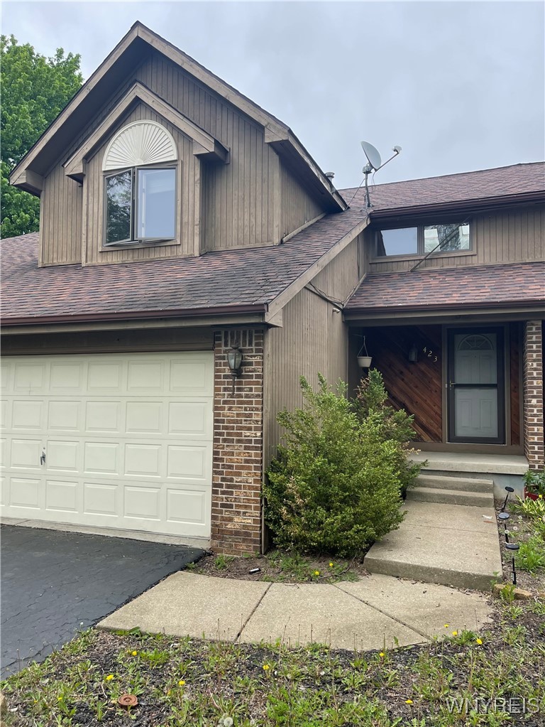 423 Robin Road Amherst, NY 14228 - Photo 1 of 1