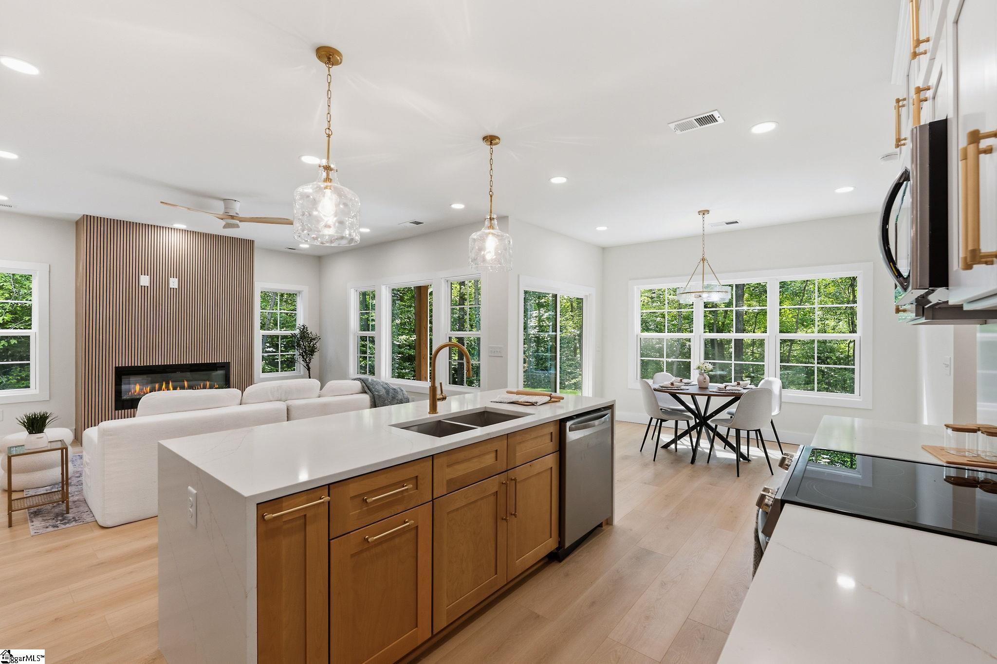 406 Point Road Westminster, SC 29693 - Photo 19 of 45