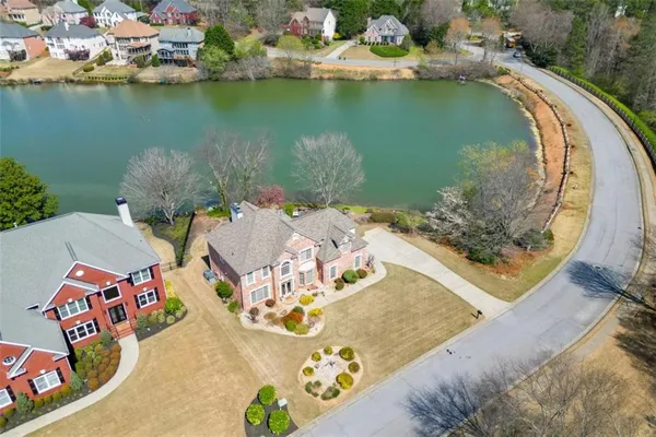 $695,000 | 3795 Regal Oaks Drive, Suwanee, GA 30024