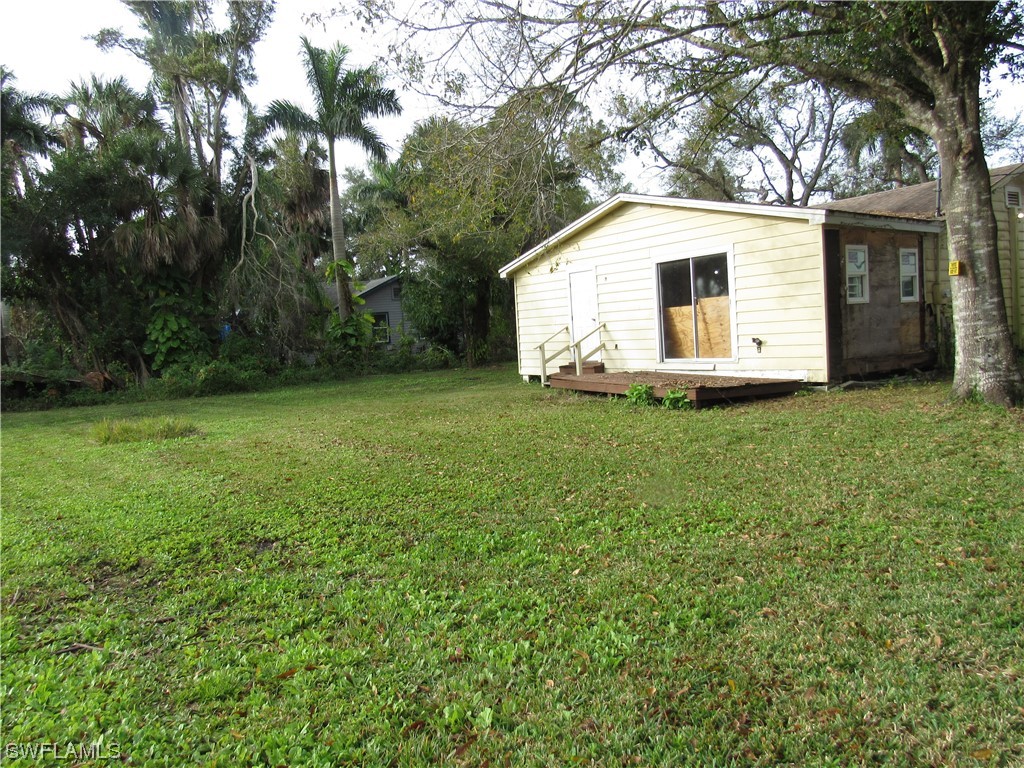1140 River Road North Fort Myers, FL 33903 - Photo 16 of 17 a view of a backyard of the house