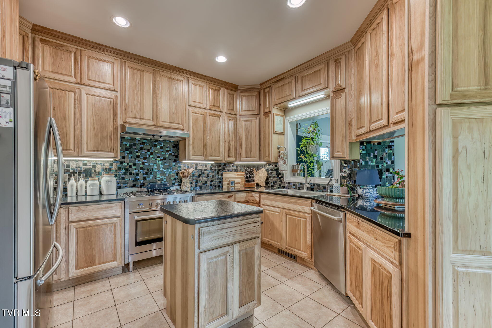 110 Richard Blake Road Greeneville, TN 37743 - Photo 18 of 86 Kitchen