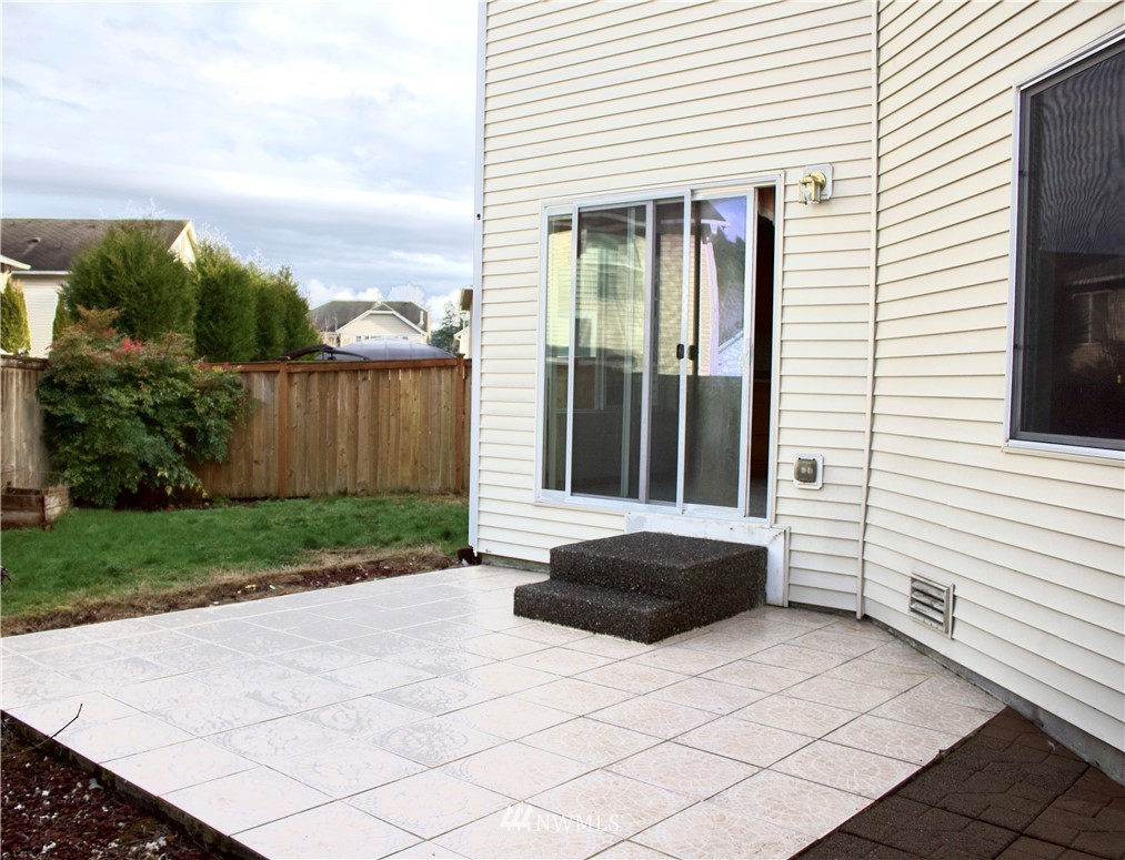 14564 Southeast 154th Street Renton, WA 98058 - Photo 2 of 38