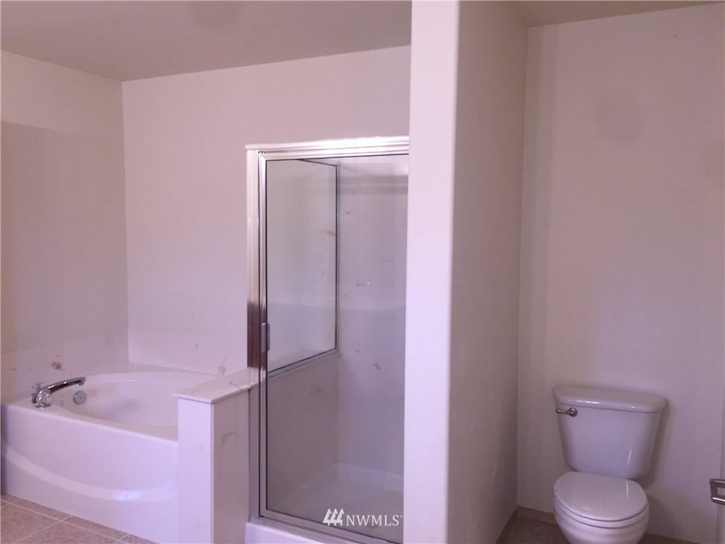 14564 Southeast 154th Street Renton, WA 98058 - Photo 16 of 38