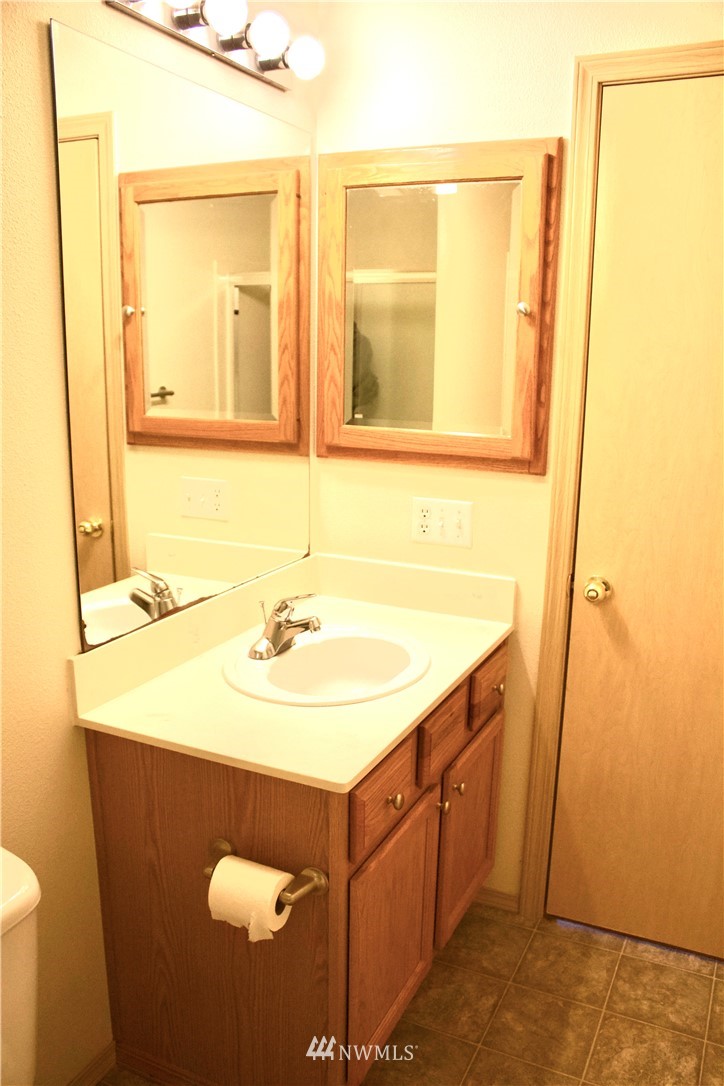 14564 Southeast 154th Street Renton, WA 98058 - Photo 21 of 38