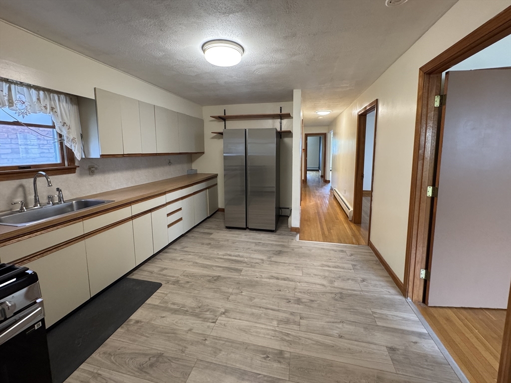 397 Somerville Avenue, Unit 2 Somerville, MA 02143 - Photo 3 of 8