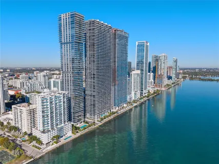 $1,950,000 | 700 Northeast 24th Street, Unit 5206, Miami, FL 33137