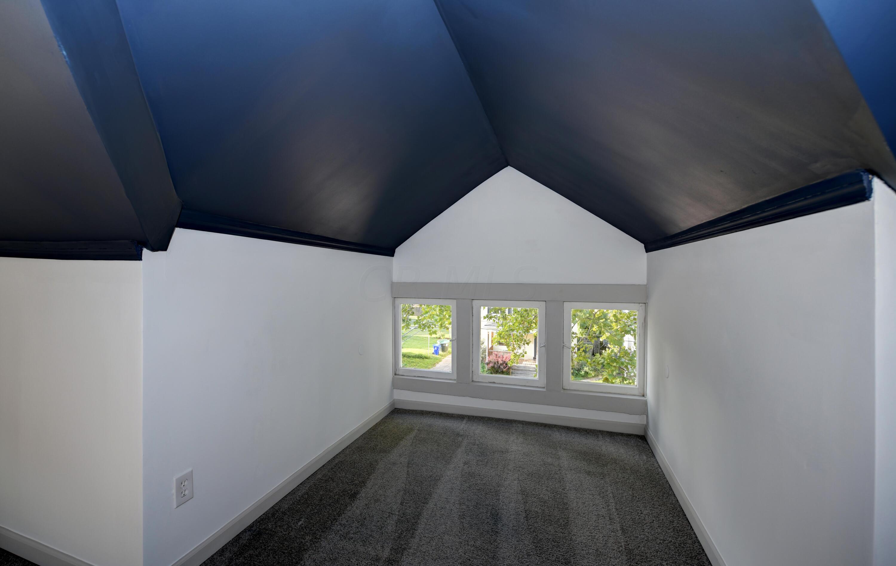 1275 East Fulton Street Columbus, OH 43205 - Photo 31 of 36 Finished Attic (3)