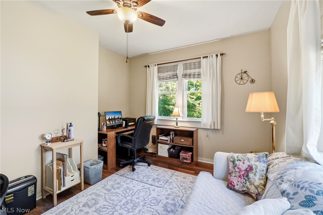 1105 Vermilion Road Vermilion, OH 44089 - Photo 21 of 50 1st floor office doubles as a sitting room