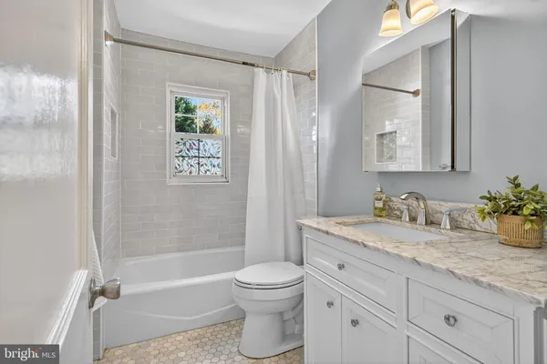 $610,000 | 315 Ladson Road, Silver Spring, MD 20901