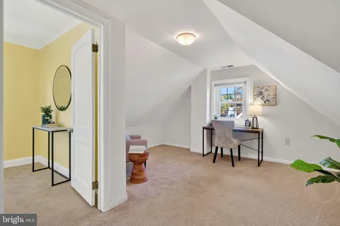 a view of a livingroom with furniture