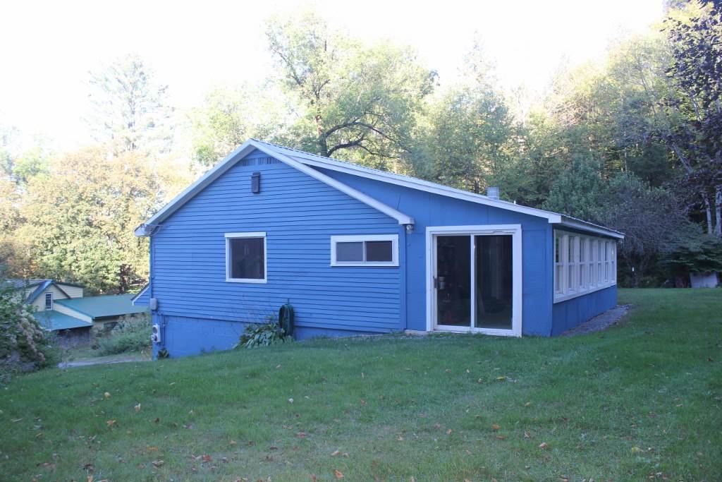 12 Walker Road Springfield, VT 05156 - Photo 4 of 17