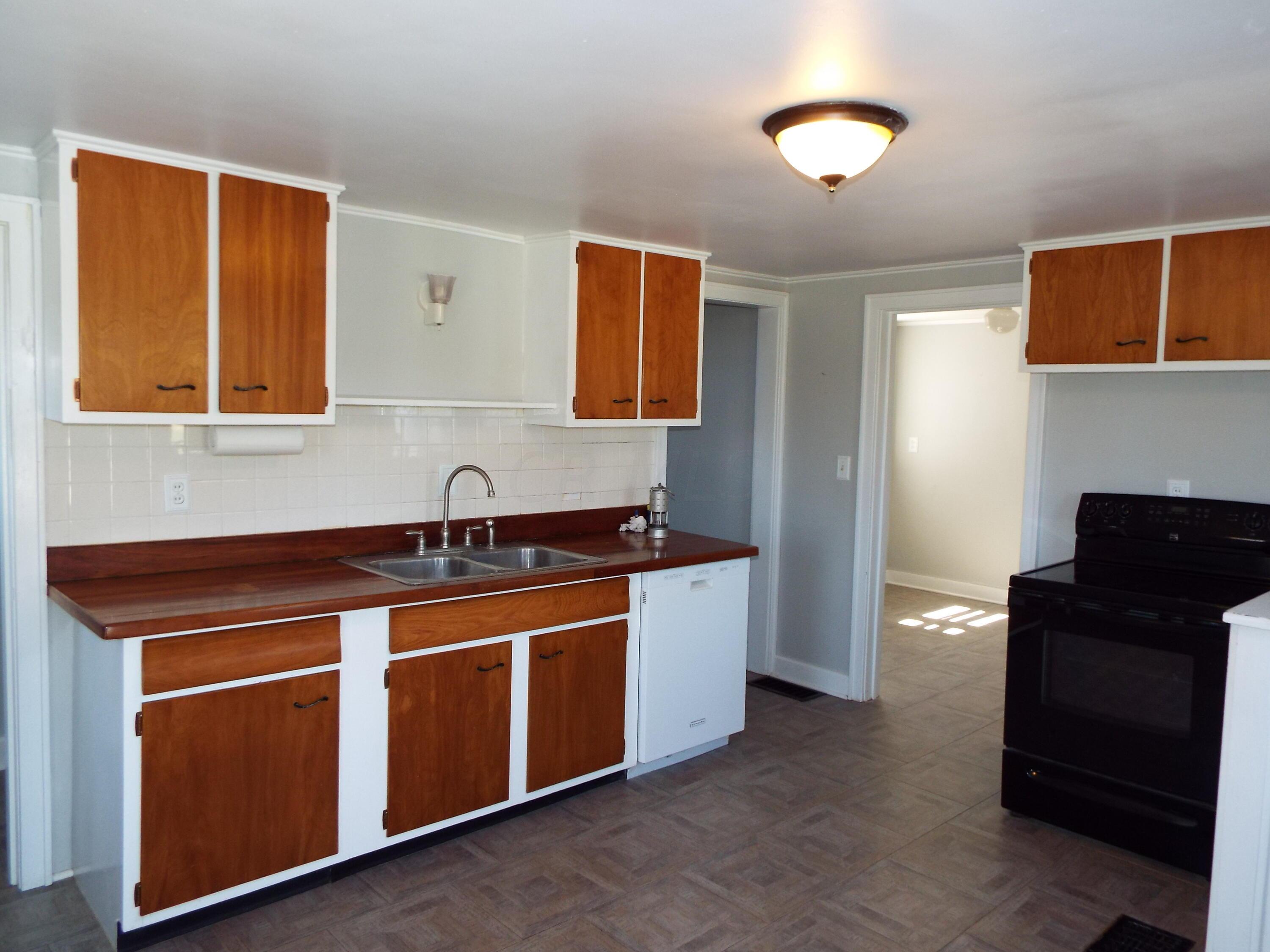 3740 Hebbardsville Road Albany, OH 45710 - Photo 36 of 50 Kitchen
