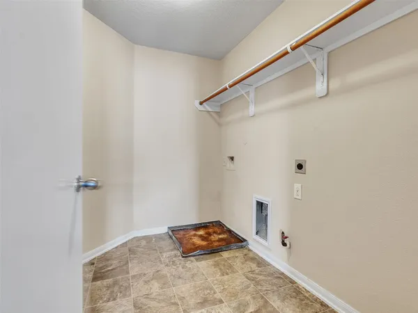 $2,200 | 5018 Blue Spruce Hill Street, Humble, TX 77346