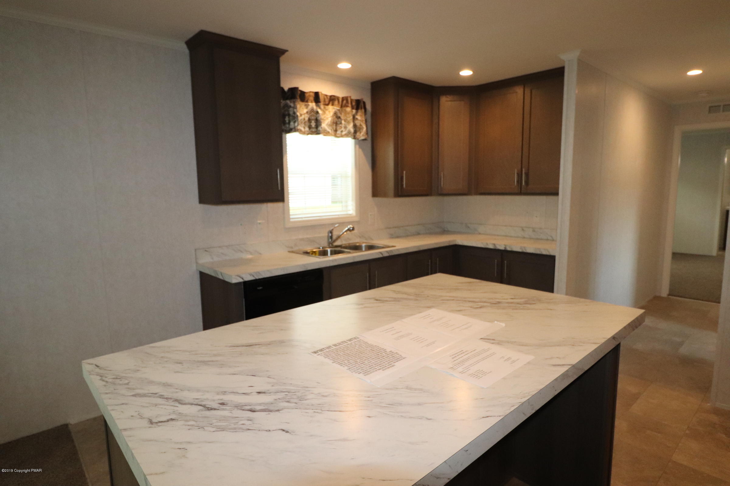 8 Chestnut Ridge Circle Kunkletown, PA 18058 - Photo 9 of 30 Kitchen