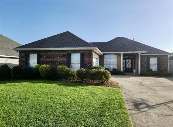 $315,000 | 106 Jenny Court, Montz, LA 70068