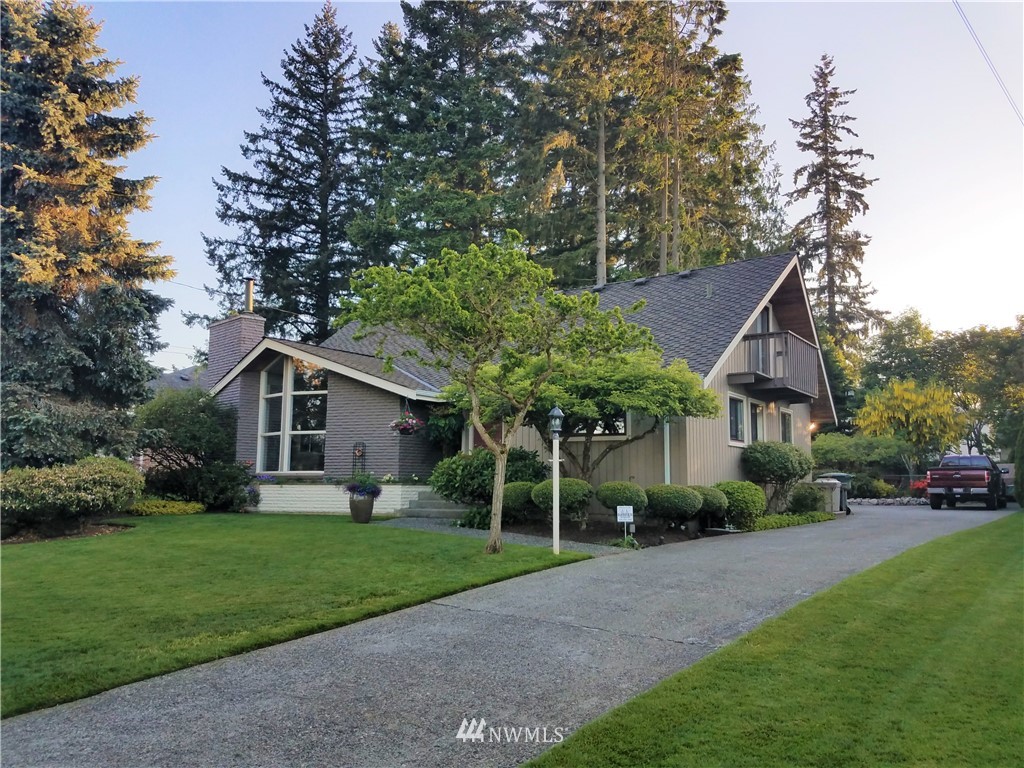 6102 Cady Road Everett, WA 98203 - Photo 2 of 24