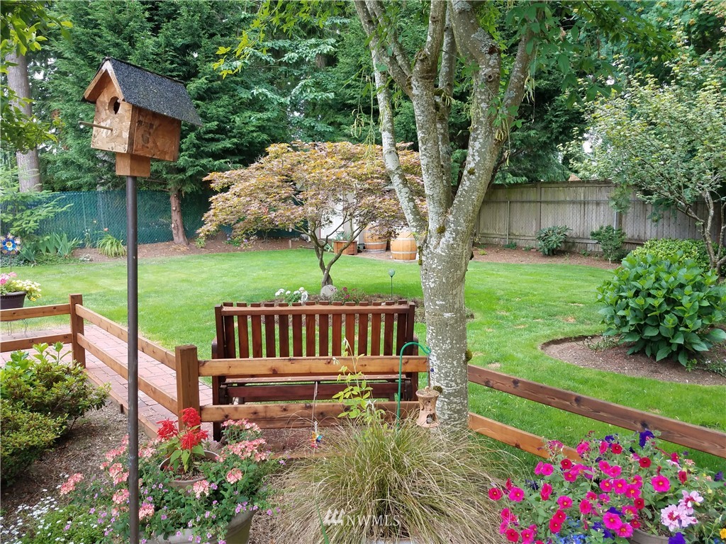 6102 Cady Road Everett, WA 98203 - Photo 4 of 24