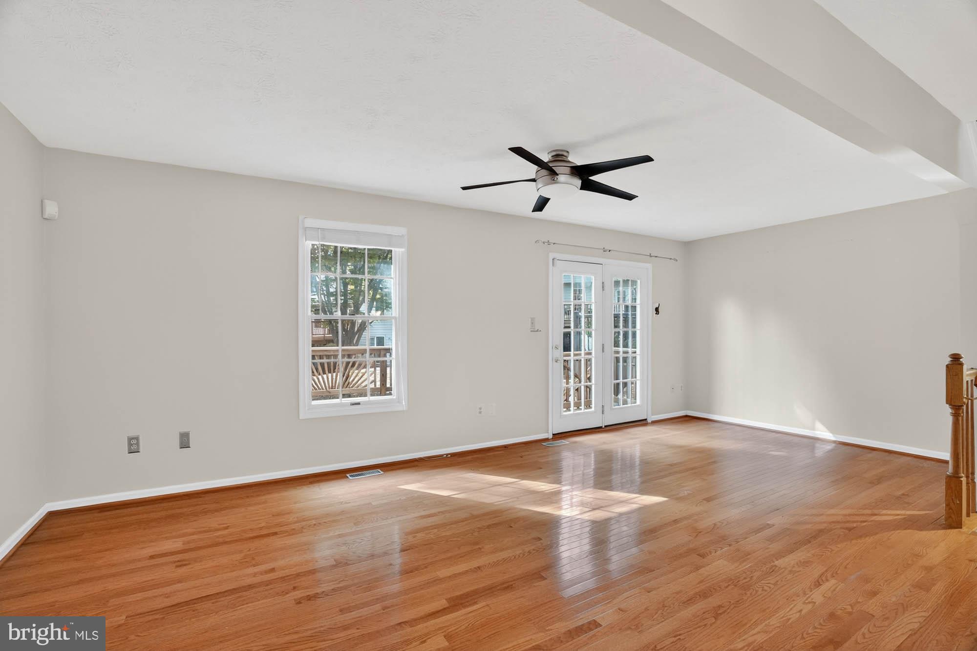 5505 April Journey, Unit 123 Columbia, MD 21044 - Photo 11 of 41 Deck access