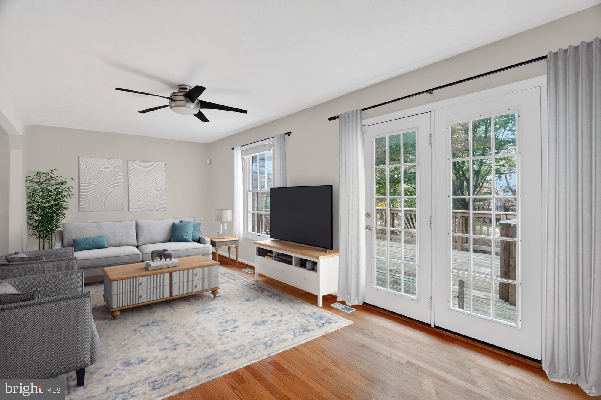 5505 April Journey, Unit 123 Columbia, MD 21044 - Photo 9 of 41 Living room