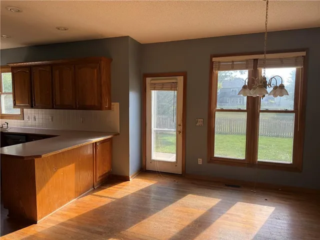 $339,900 | 4109 Southwest Leeward Drive, Lee's Summit, MO 64082