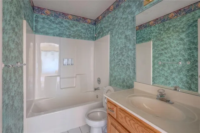 $339,900 | 4109 Southwest Leeward Drive, Lee's Summit, MO 64082