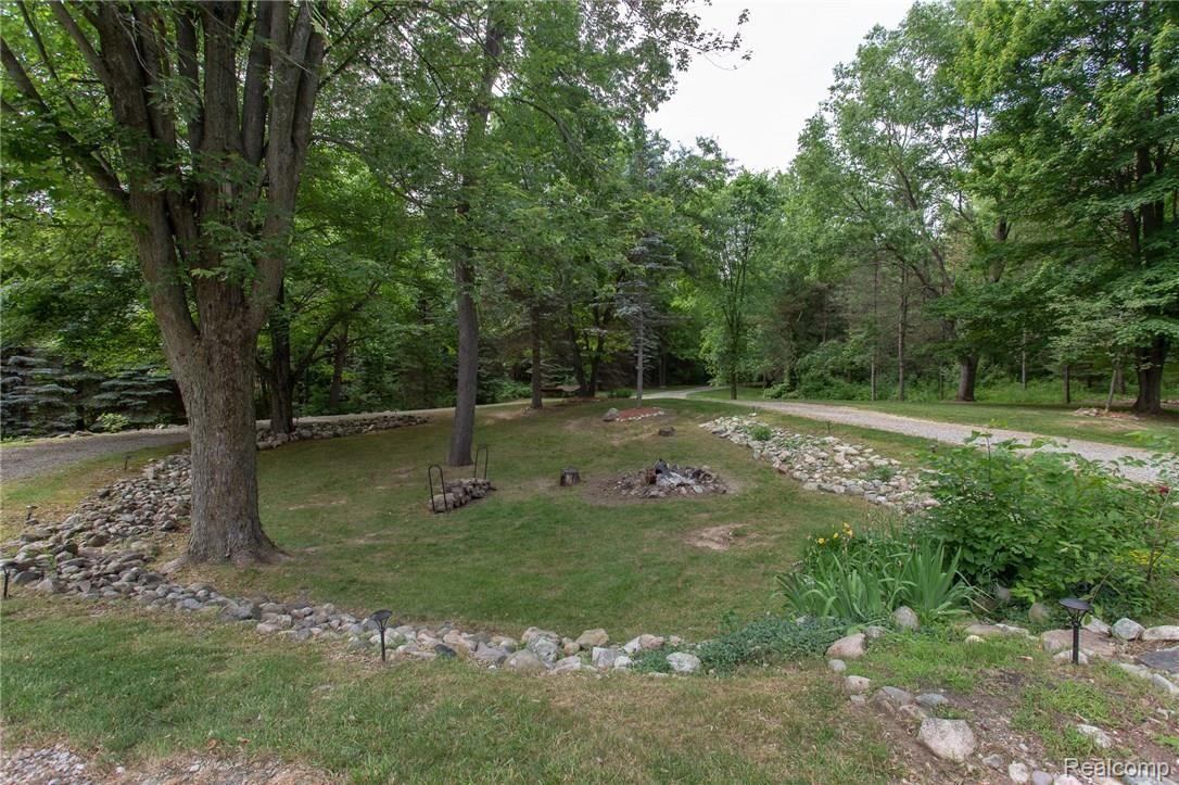 2701 Ray Road Oxford, MI 48370 - Photo 64 of 65 22_9226_full.jpg