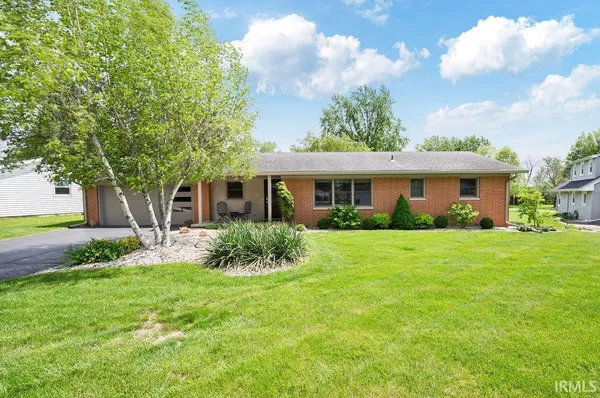 $230,000 | 215 Holiday Lane, Greentown, IN 46936