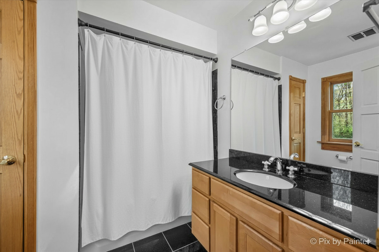 2N672 Valewood Road West Chicago, IL 60185 - Photo 13 of 41 Gallery Image 13