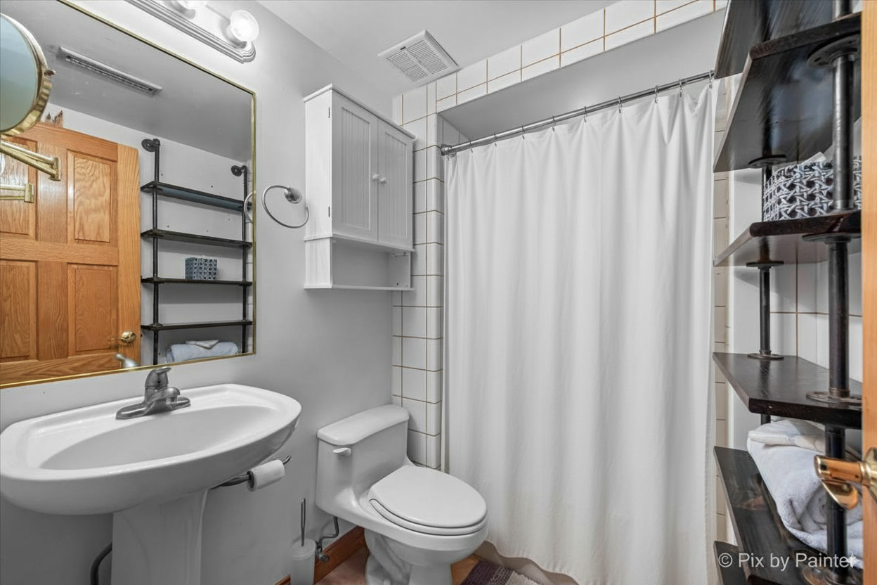 2N672 Valewood Road West Chicago, IL 60185 - Photo 21 of 41 Gallery Image 21