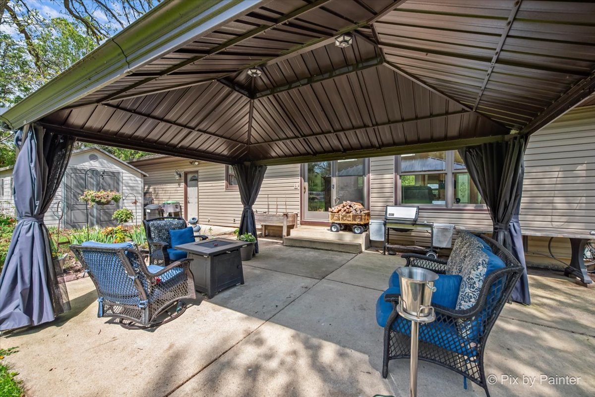 2N672 Valewood Road West Chicago, IL 60185 - Photo 25 of 41 Gallery Image 25