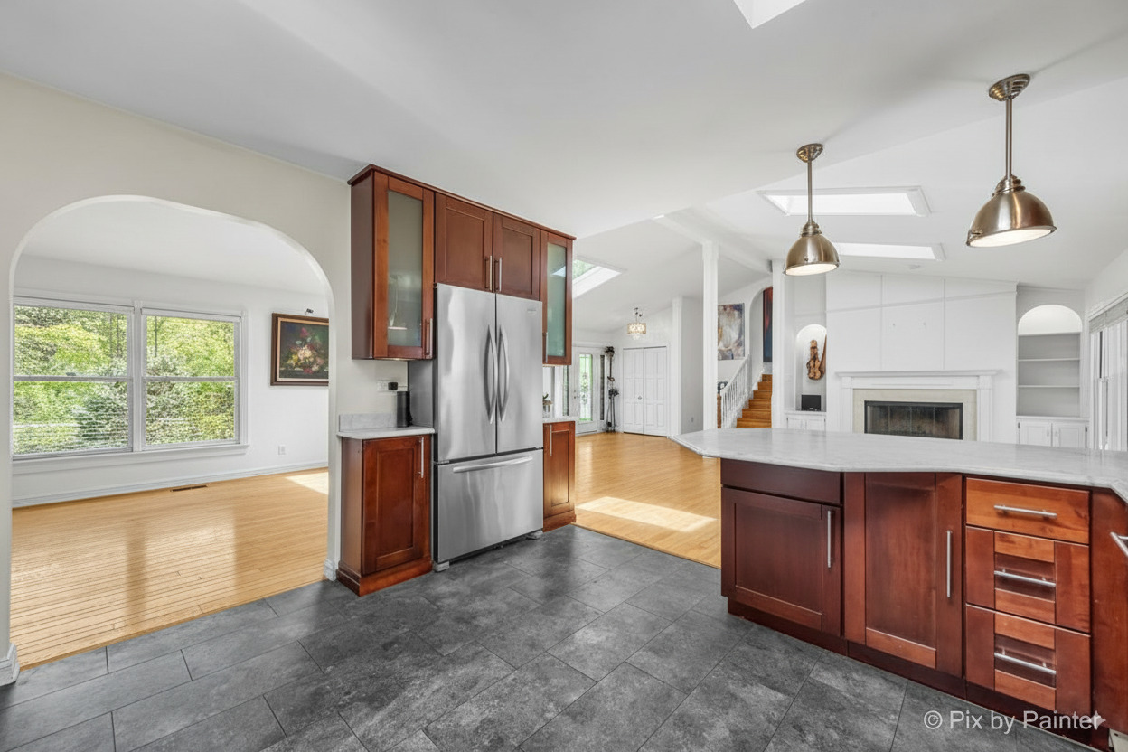 2N672 Valewood Road West Chicago, IL 60185 - Photo 6 of 41 Gallery Image 6