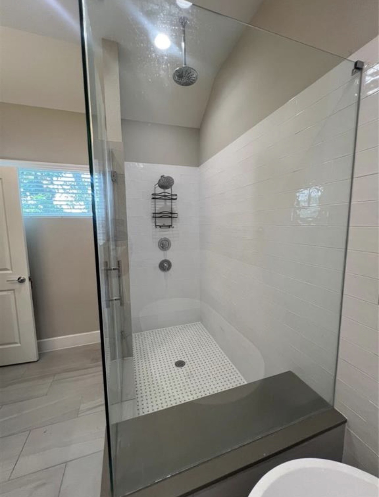 1224 Upton Street Houston, TX 77020 - Photo 28 of 48 Primary walk in shower