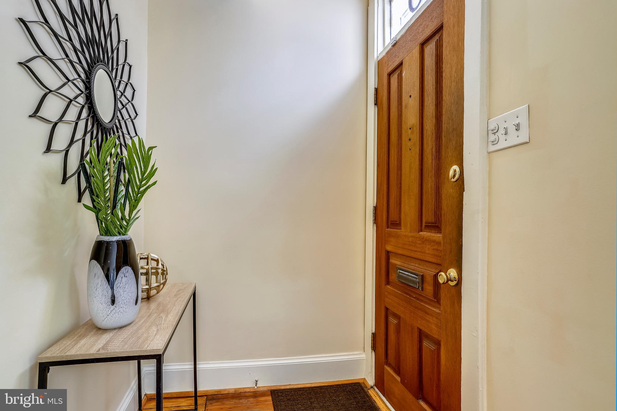 720 F Street Northeast Washington, DC 20002 - Photo 3 of 31 Gallery Image 3